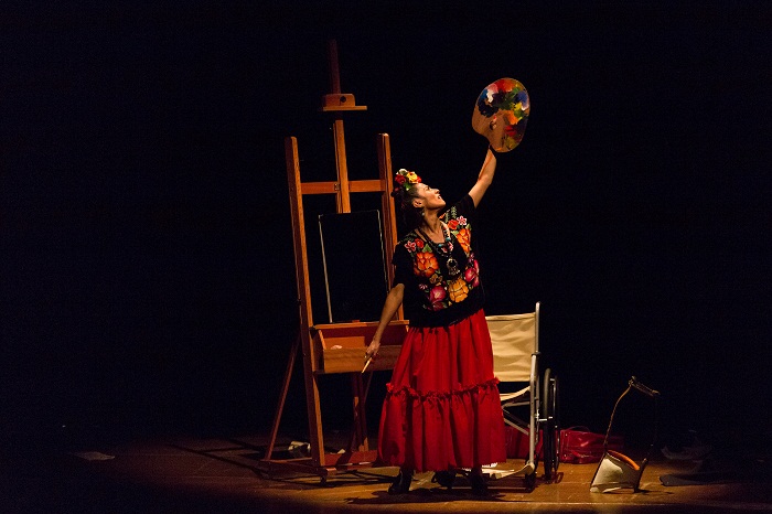 Espetáculo sobre Frida Kahlo terá audiodescrição e tradução em LIBRAS (foto:  Adriana Marchiori)